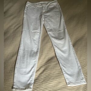 White Old Navy Mid-rise Rockstar Jeans